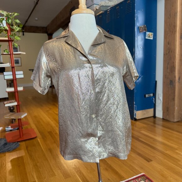 Cilur Lapeled Metallic Shirt In Gold Maje Short Sleeve button down - Picture 2 of 4